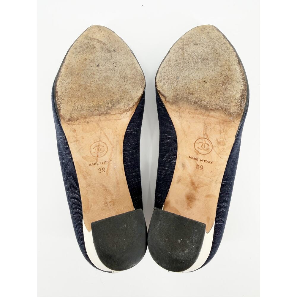 Chanel Chain Heel CC Denim Cap Toe Black Ivory Navy Pumps Block Heel 39 Box - Picture 8 of 16